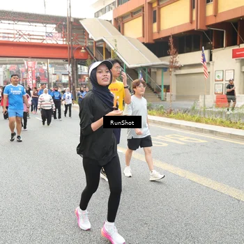 Runner Photo 4710625