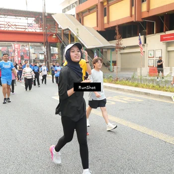 Runner Photo 4710667
