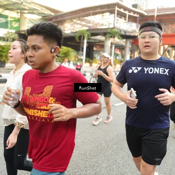 Runner Photo 4710672