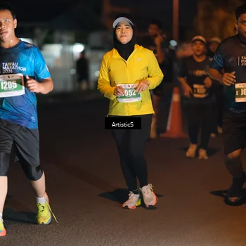 Runner Photo 4710702