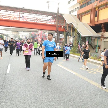Runner Photo 4710713