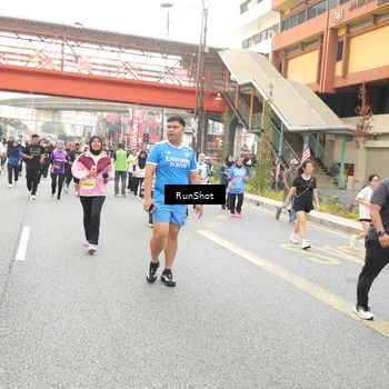 Runner Photo 4710750