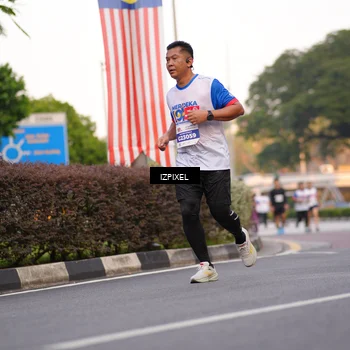 Runner Photo 4710754