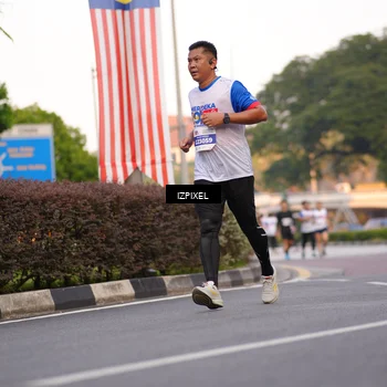 Runner Photo 4710765