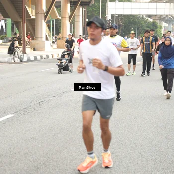 Runner Photo 4710790