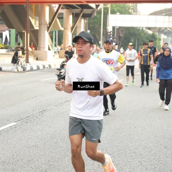 Runner Photo 4710799