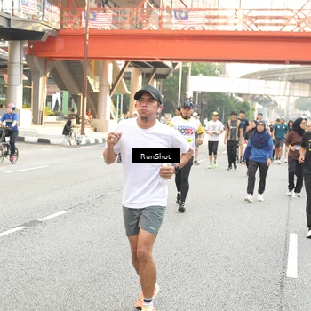 Runner Photo 4710851