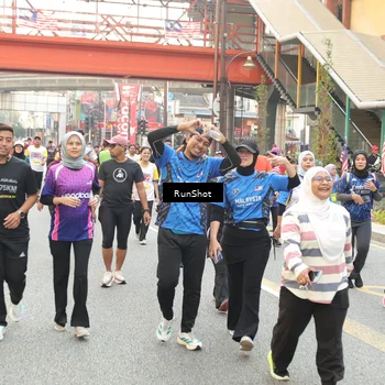Runner Photo 4710876