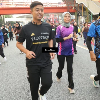Runner Photo 4710975