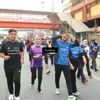 Runner Photo 4711002