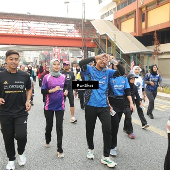 Runner Photo 4711005