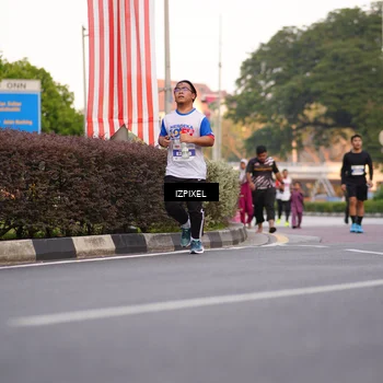 Runner Photo 4711018