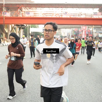 Runner Photo 4711019