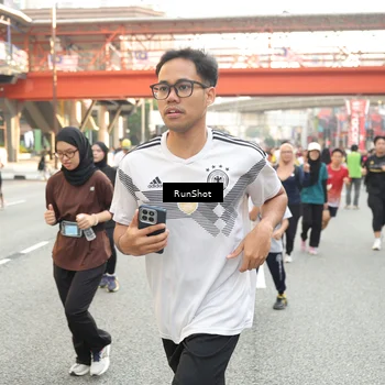 Runner Photo 4711055