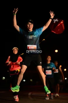 Runner Photo 4711075