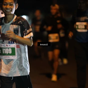 Runner Photo 4711084