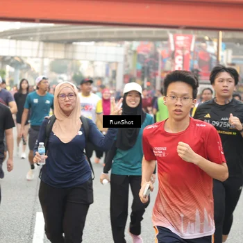 Runner Photo 4711096