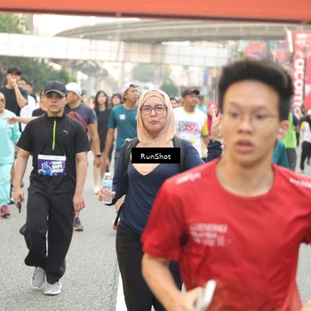 Runner Photo 4711112