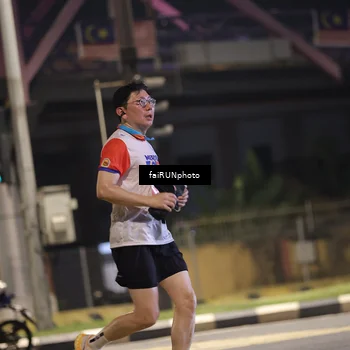 Runner Photo 4711174
