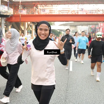 Runner Photo 4711188