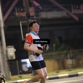 Runner Photo 4711190
