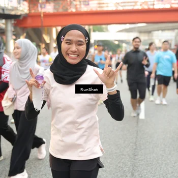 Runner Photo 4711213