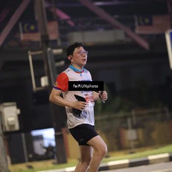 Runner Photo 4711216