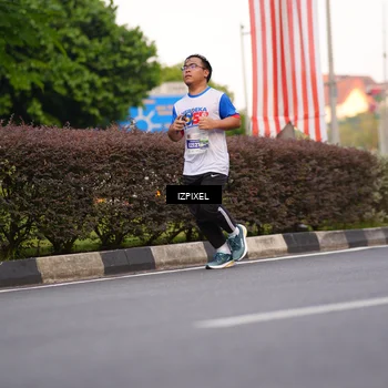 Runner Photo 4711234