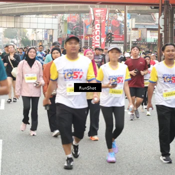Runner Photo 4711320