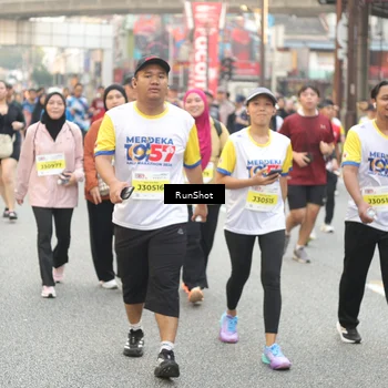 Runner Photo 4711334