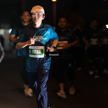 Runner Photo 4711343