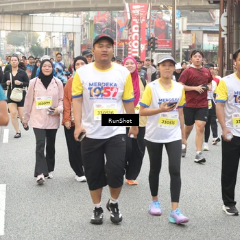 Runner Photo 4711348