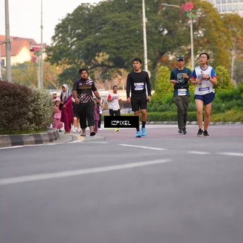 Runner Photo 4711428