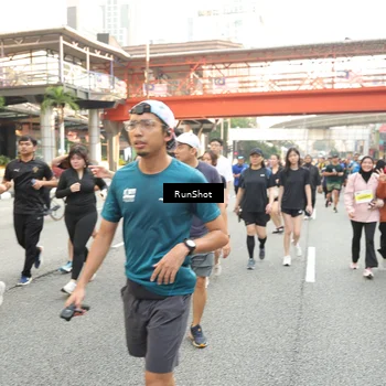 Runner Photo 4711437