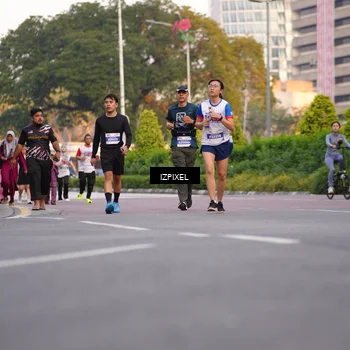 Runner Photo 4711442