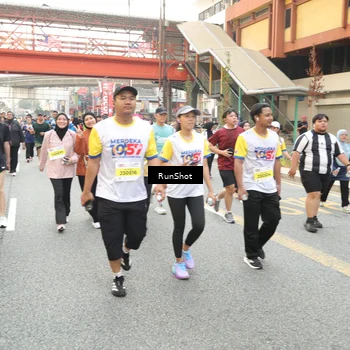 Runner Photo 4711451