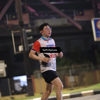 Runner Photo 4711541