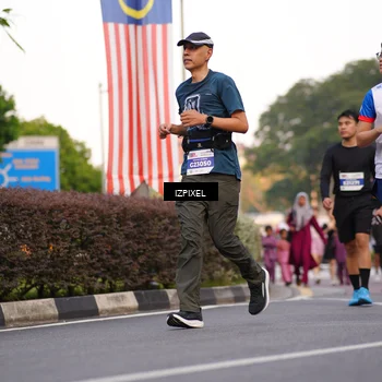 Runner Photo 4711575