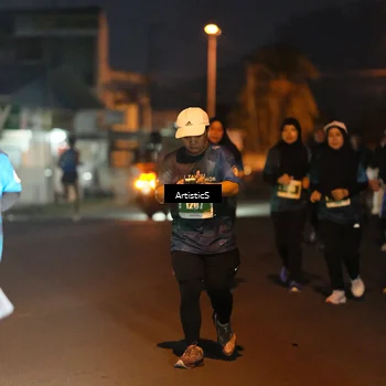 Runner Photo 4711608