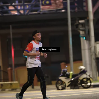 Runner Photo 4711649