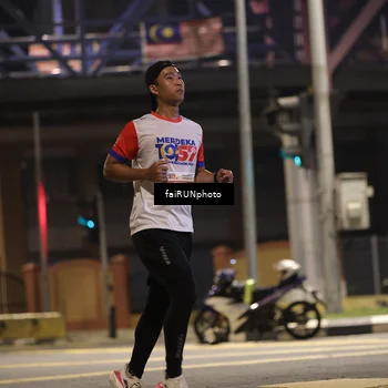 Runner Photo 4711724