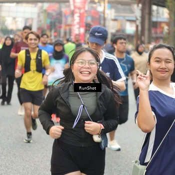 Runner Photo 4711733