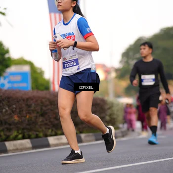 Runner Photo 4711738