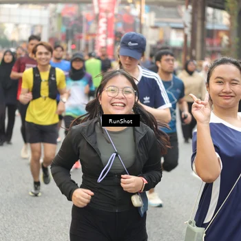 Runner Photo 4711755