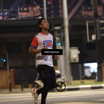Runner Photo 4711756