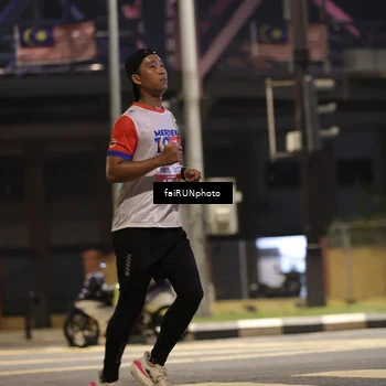 Runner Photo 4711773