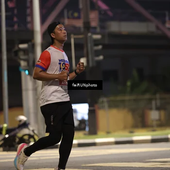 Runner Photo 4711826