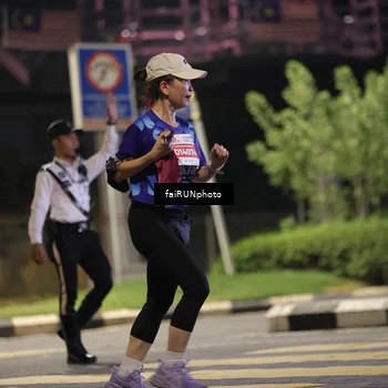 Runner Photo 4711869