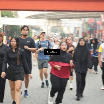 Runner Photo 4711914