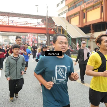 Runner Photo 4711917